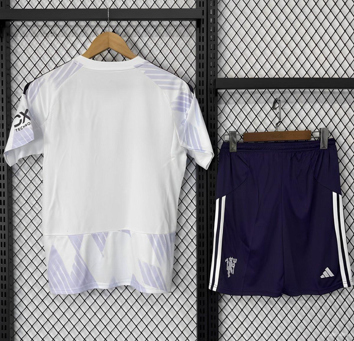 Kit Manchester United Alternativo Criança 2025/2026
