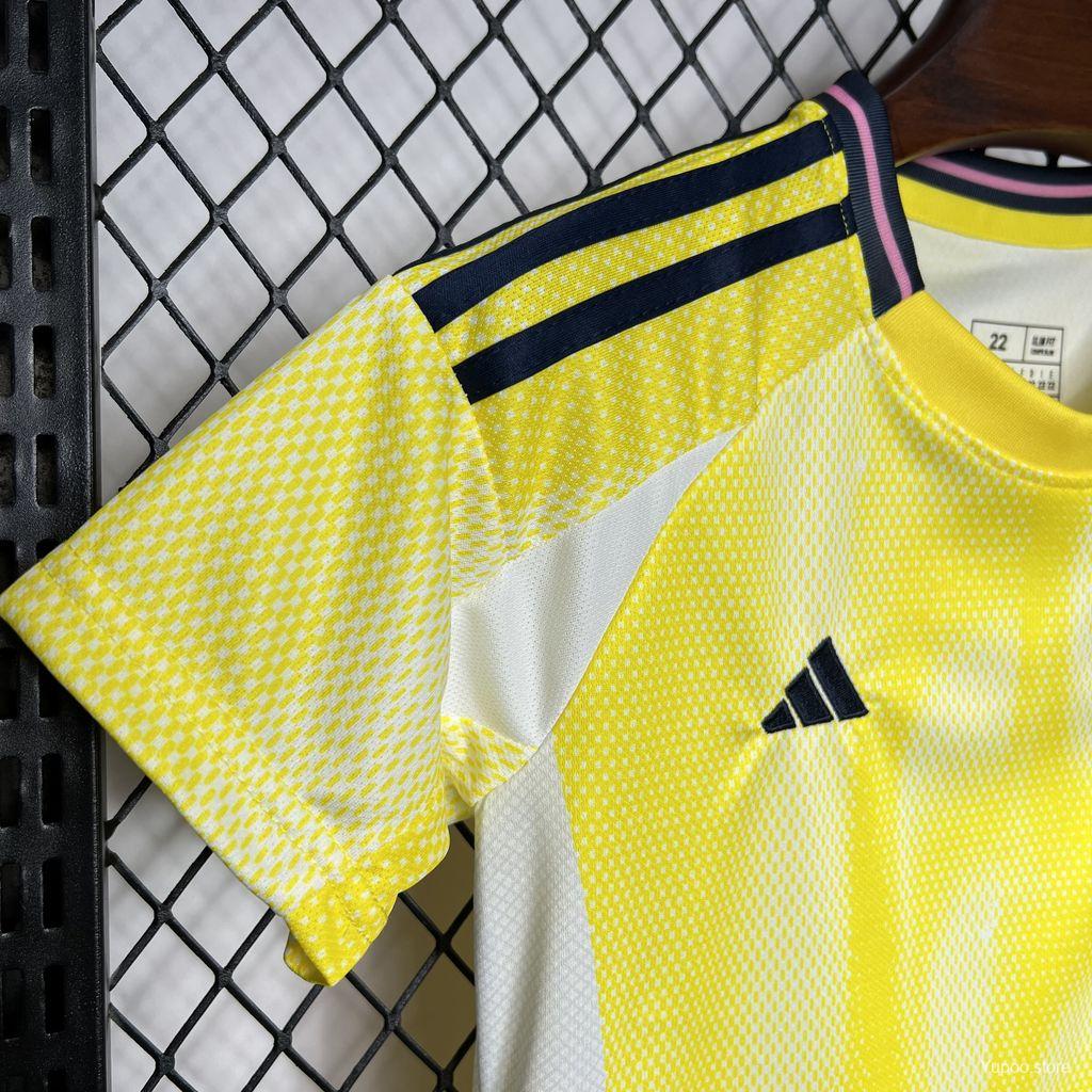 Kit Juventus Amarelo Criança 2024/2025