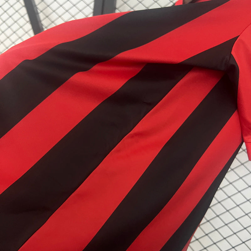 Milan Edição Especial 125 anos