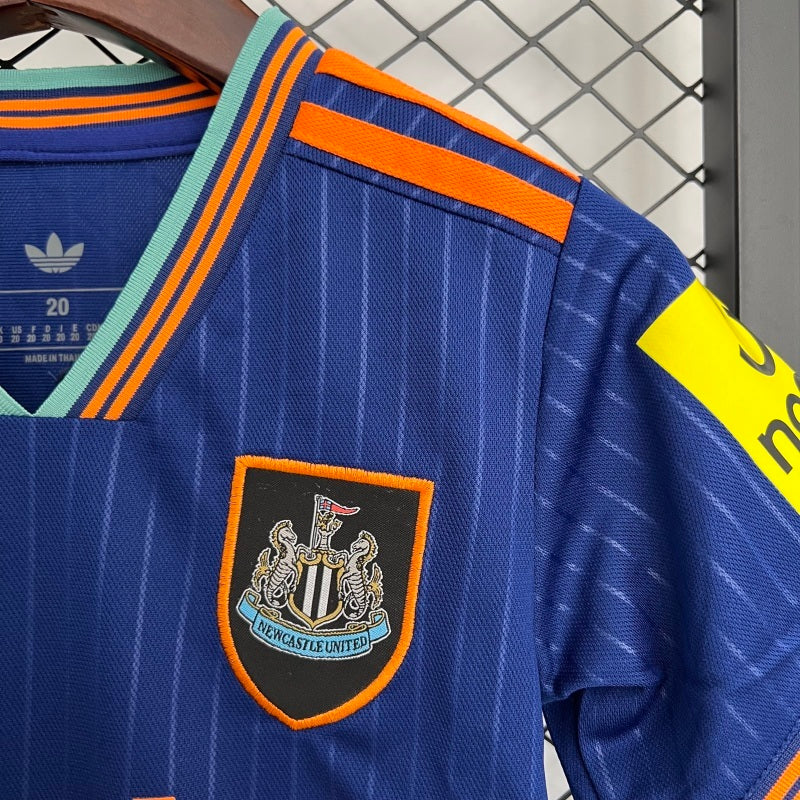 Kit Newcastle Terceiro Criança 2025/2026