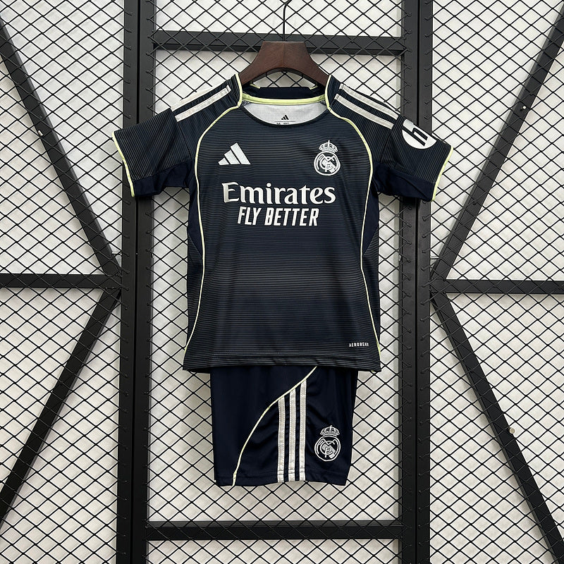 Kit Real Madrid Alternativo Criança 2025/2026