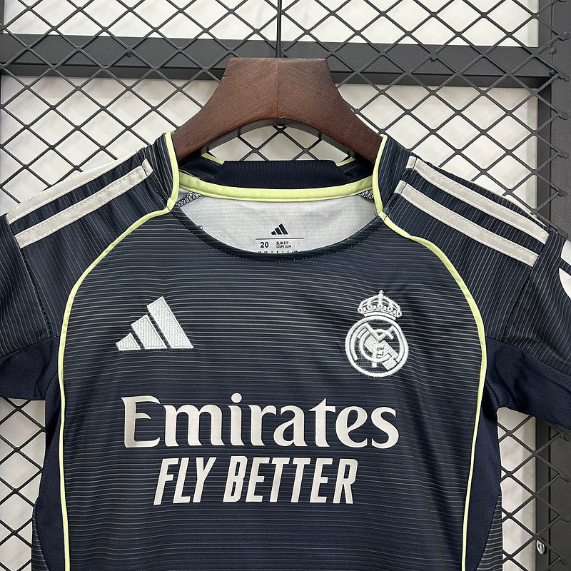 Kit Real Madrid Alternativo Criança 2025/2026