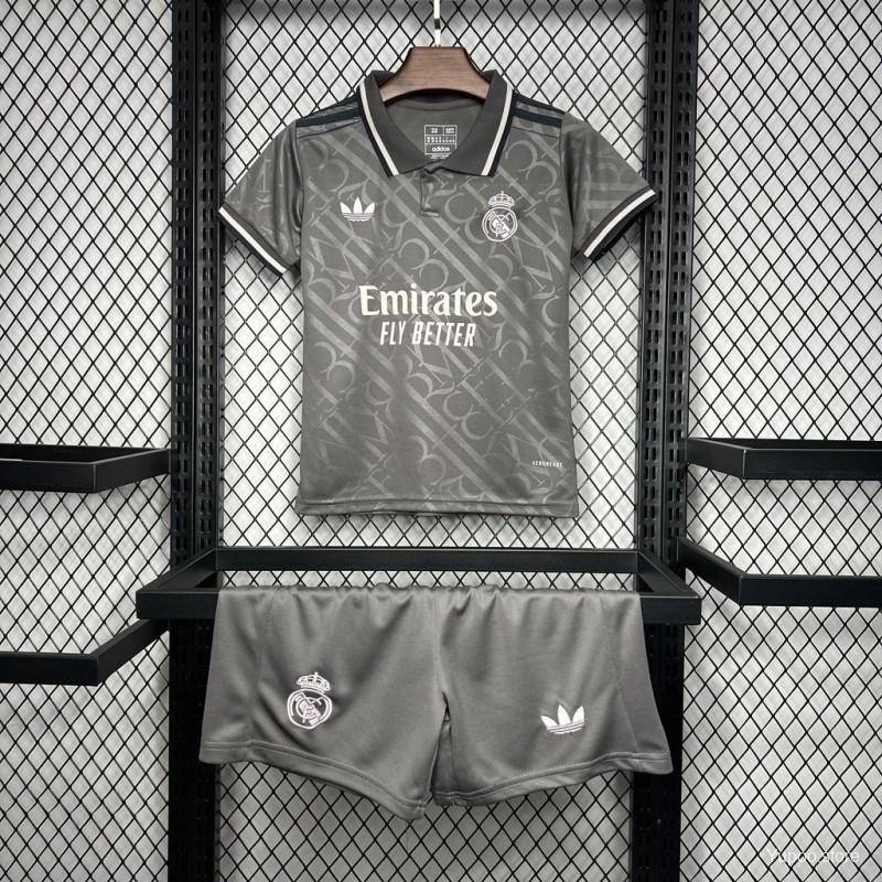 Kit Real Madrid Terceiro Criança 2024/2025