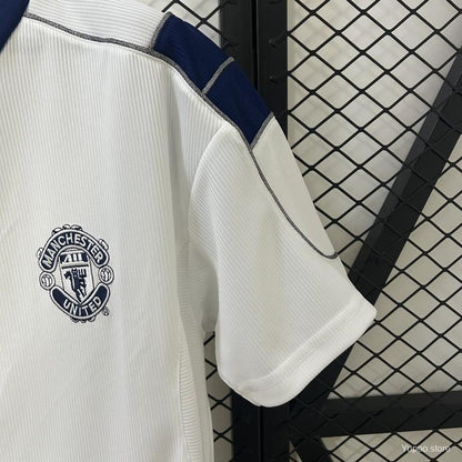 Manchester United Alternativa 2000/2001