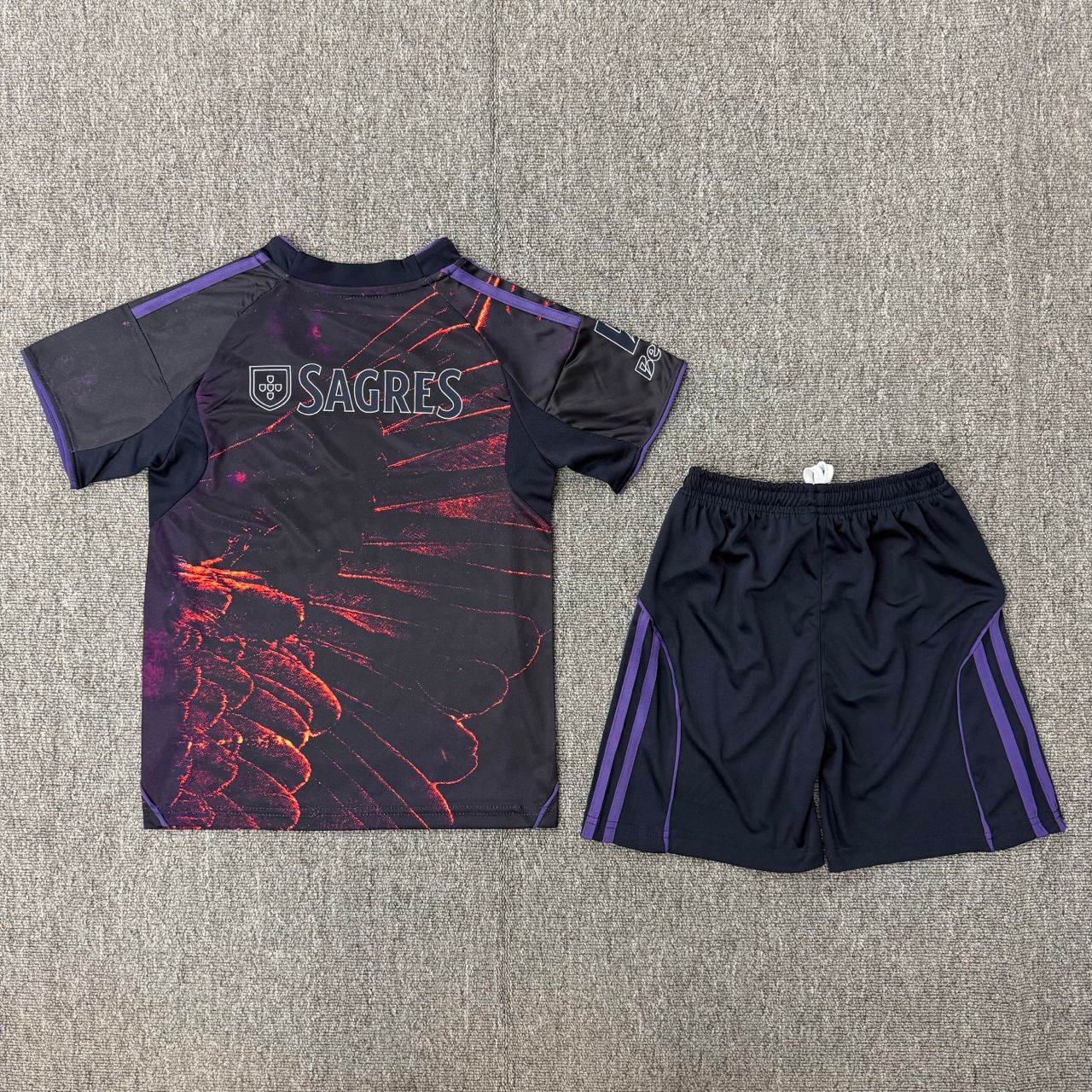 Kit Benfica Edição Especial Vhils Criança 2025/2026