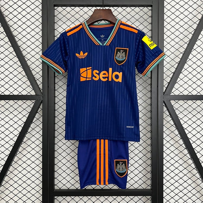 Kit Newcastle Terceiro Criança 2025/2026