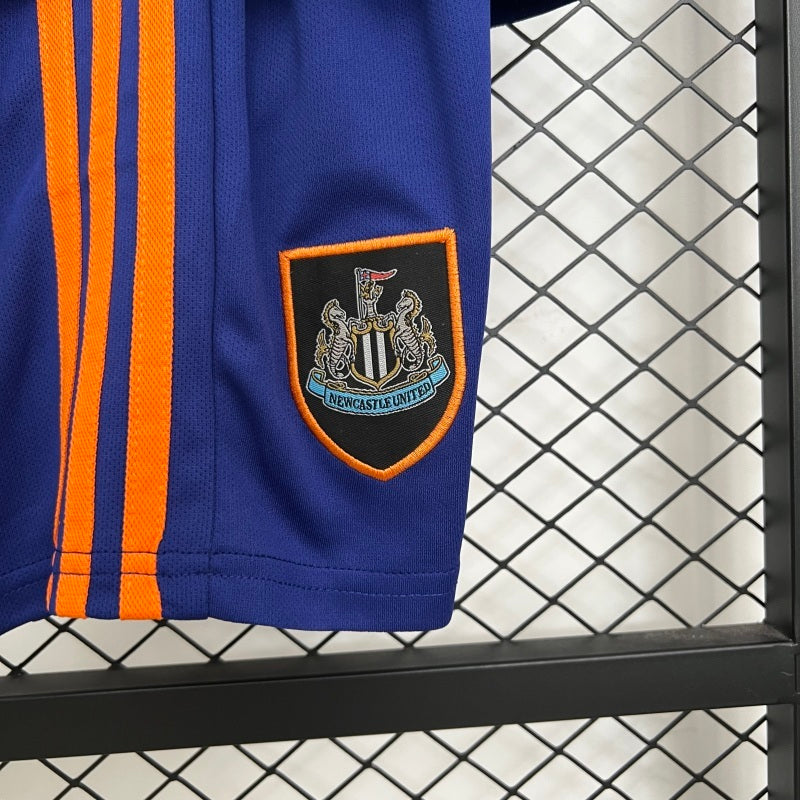 Kit Newcastle Terceiro Criança 2025/2026