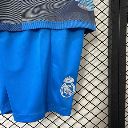Kit Real Madrid Treino Criança 2025/2026