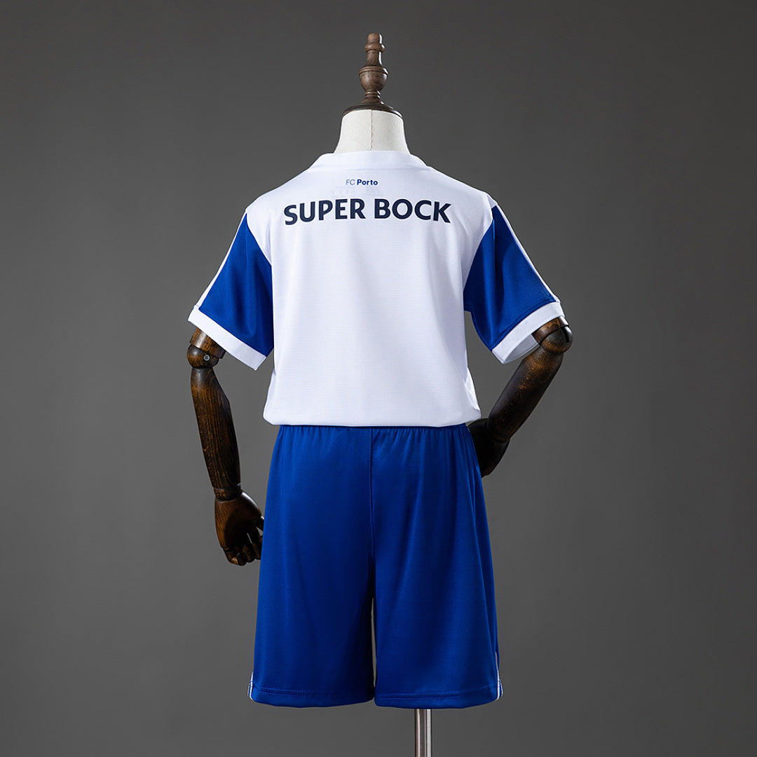 Kit Porto Principal Criança 2026/2027