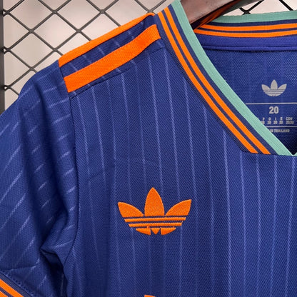 Kit Newcastle Terceiro Criança 2025/2026