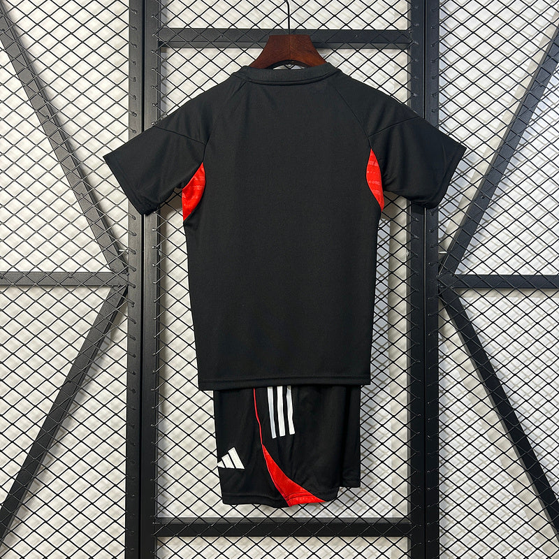 Kit Benfica Treino Criança 2025/2026