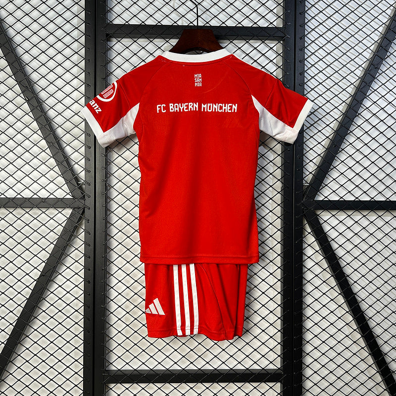 Kit Bayern Munique Principal Criança 2025/2026