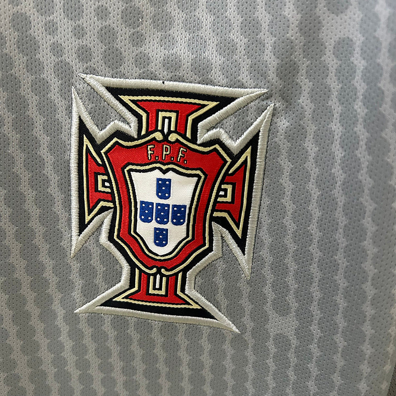 Portugal Guarda-Redes Cinzenta 2025