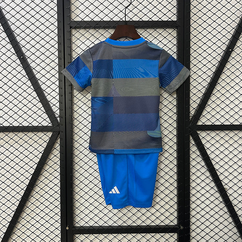 Kit Real Madrid Treino Criança 2025/2026