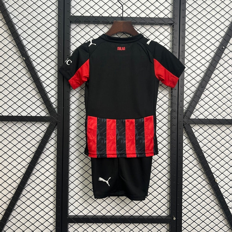 Kit Milan Principal Criança 2025/2026