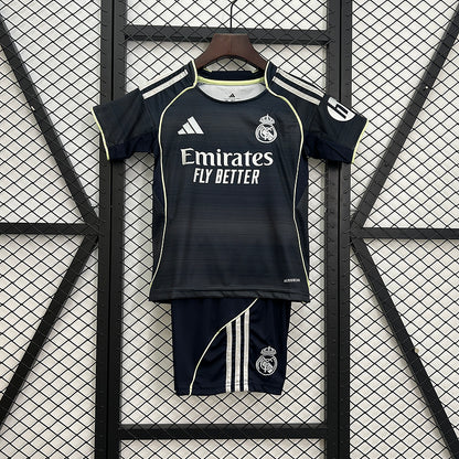 Kit Real Madrid Alternativo Criança 2025/2026