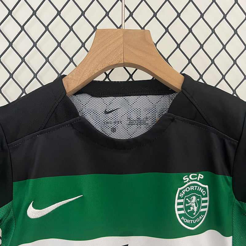 Kit Sporting Principal Criança 2024/2025 (Entrega em 72H)