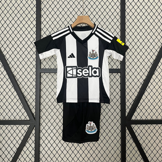 Kit Newcastle Principal Criança 2024/2025