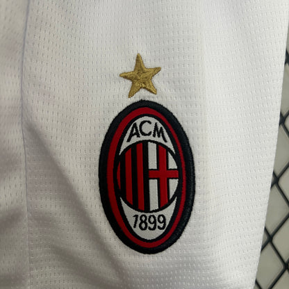 Kit Milan Principal Criança 2024/2025