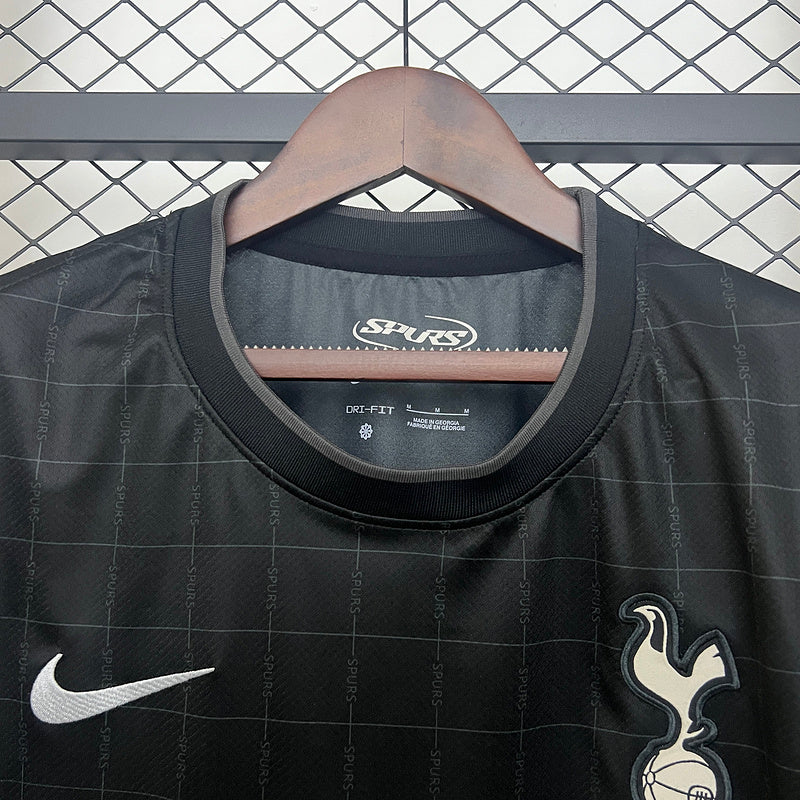 Tottenham Alternativa 2025/2026