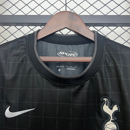 Tottenham Alternativa 2025/2026
