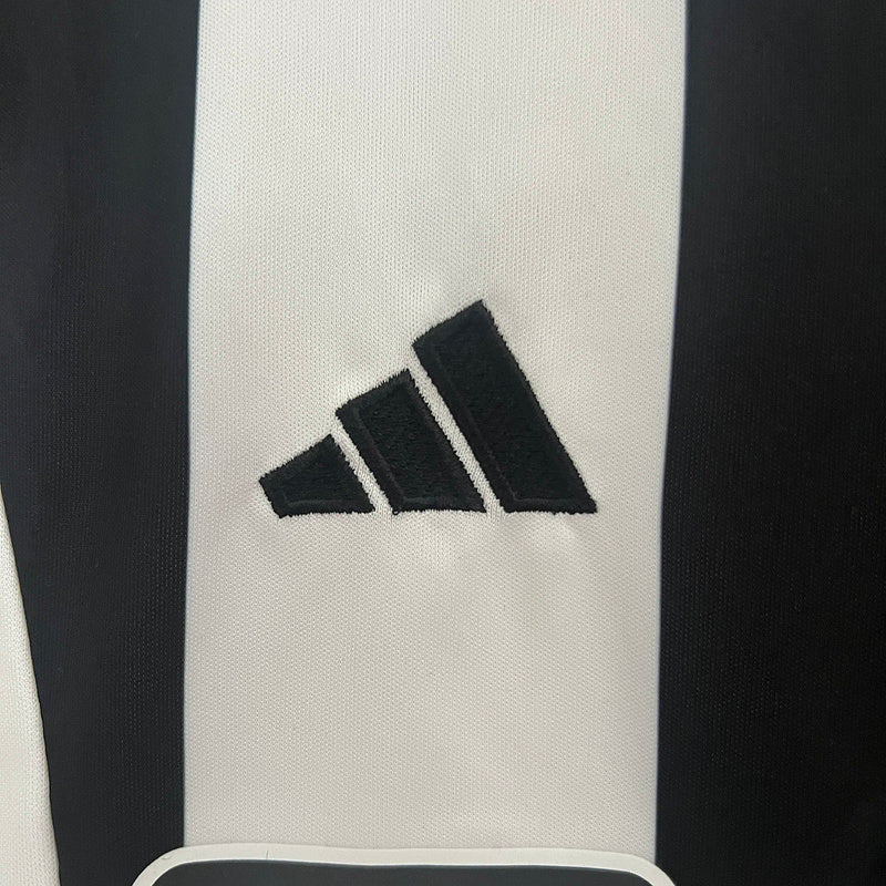 Kit Newcastle Principal Criança 2024/2025