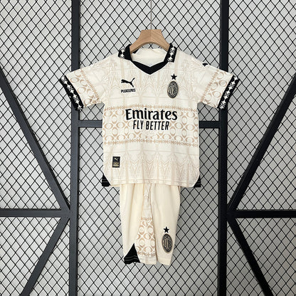 Kit Milan Edição Especial Criança 2024/2025