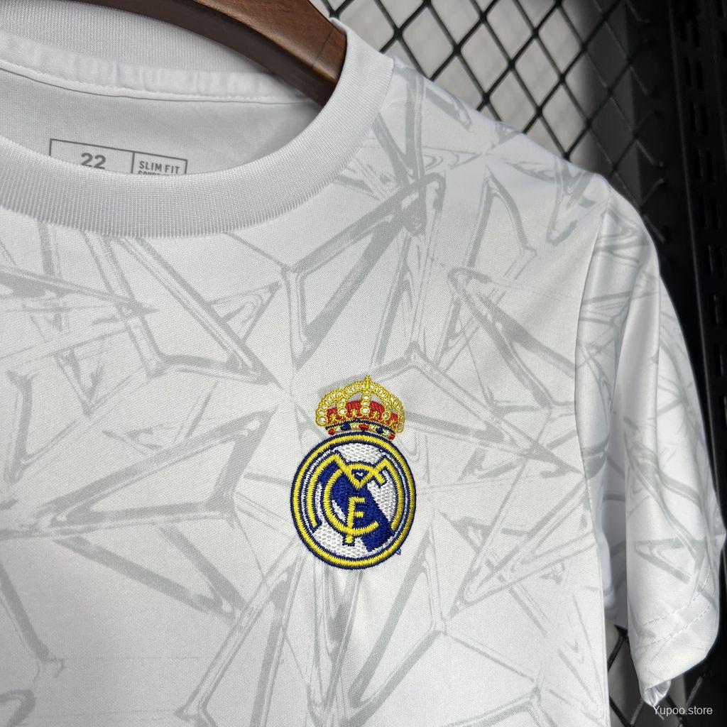 Kit Real Madrid Pré-Match Criança 2024/2025